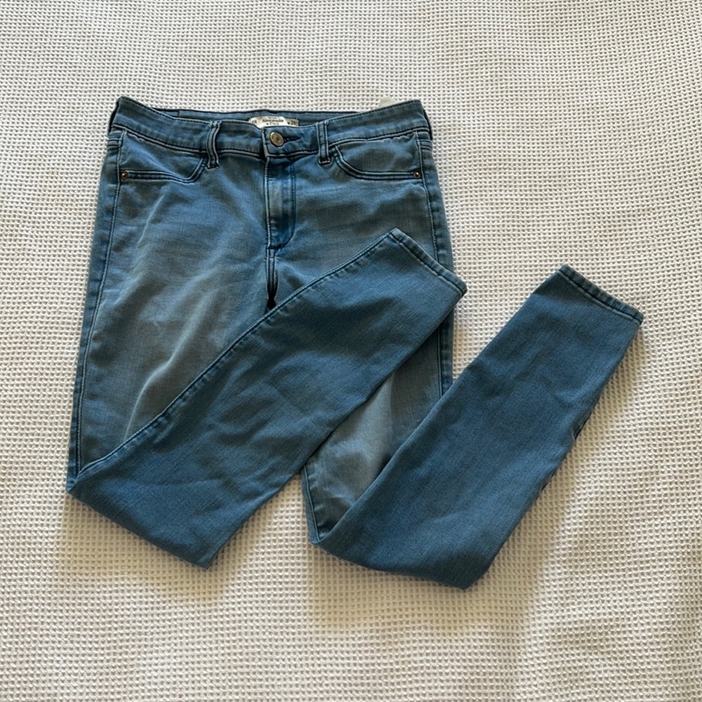 Abercrombie & Fitch New York jeans